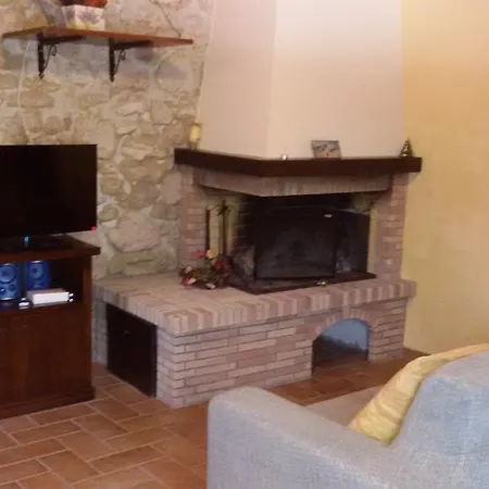 Casa Trastullo * Massa Martana